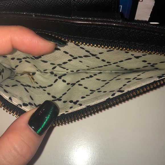 Black Kate Spade Wallet - Used - Picture 4 of 11